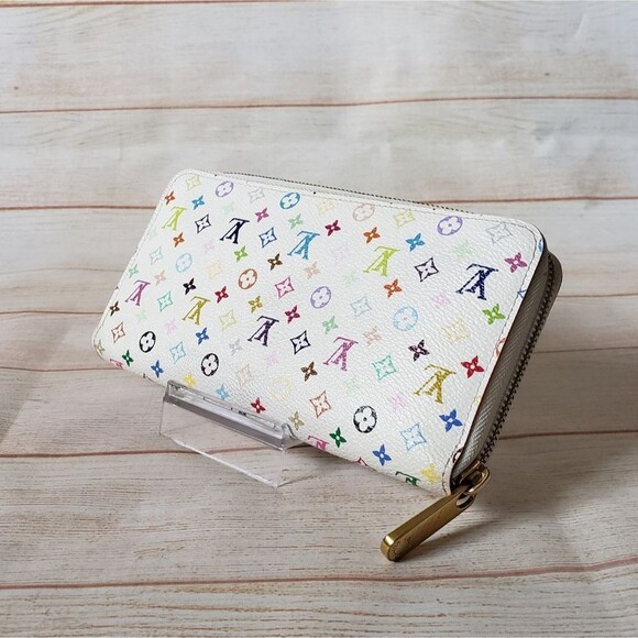 Authentic Louis Vuitton Murakami Zippy Wallet Multi Color Monogram CA2191 - Picture 1 of 16